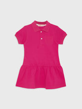 فستان بأكمام قصيرة