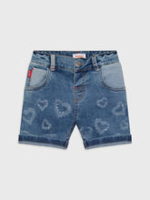 شورت جينز (بنقشة قلوب)