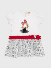 فستان بأكمام قصيرة