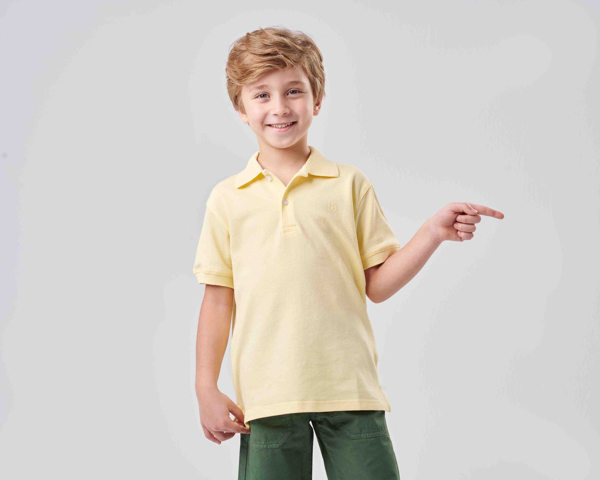 تي شيرت بولو بأكمام قصيرة